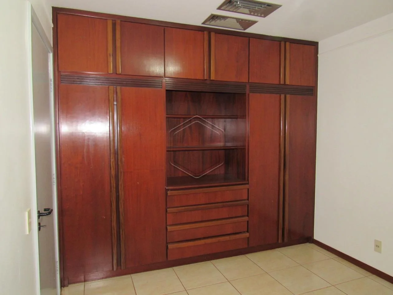 Comprar Casa Residencial / Padr&atilde;o em Dourados R$ 1.460.000,00 - Foto 16