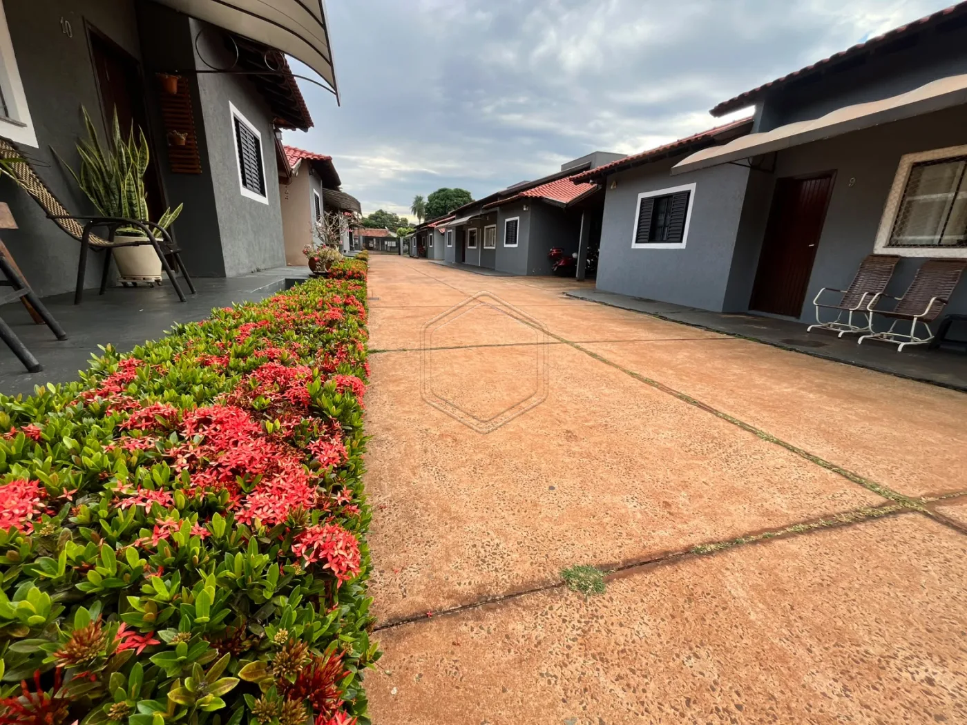 Alugar Casa Residencial / Condom&iacute;nio em Dourados R$ 1.750,00 - Foto 2