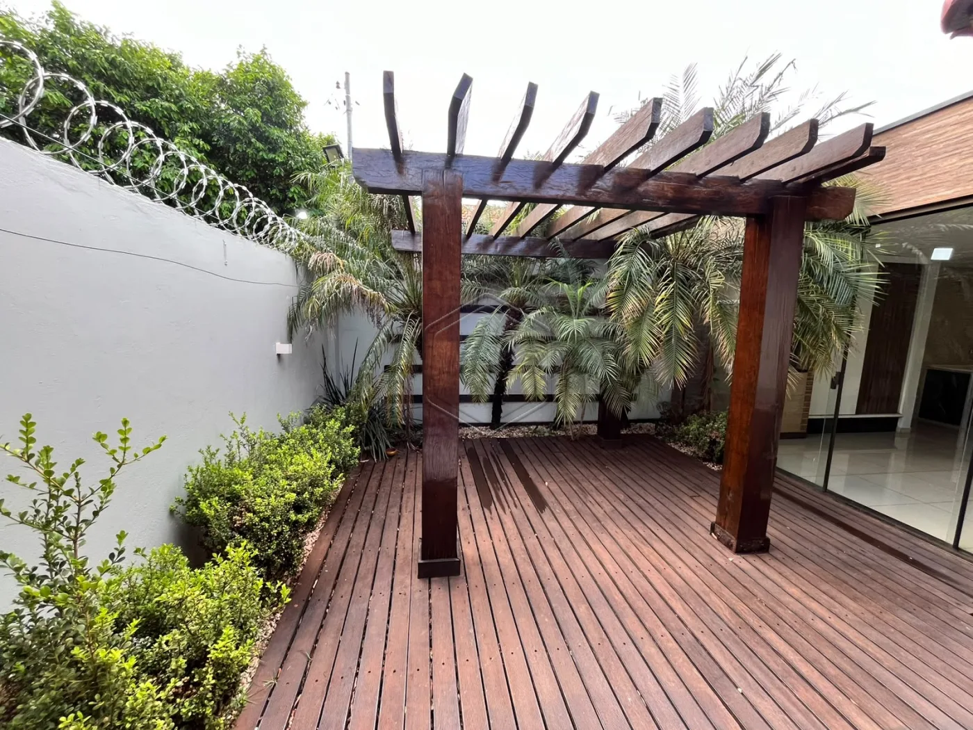 Alugar Casa Residencial / Condom&iacute;nio em Dourados R$ 1.750,00 - Foto 12