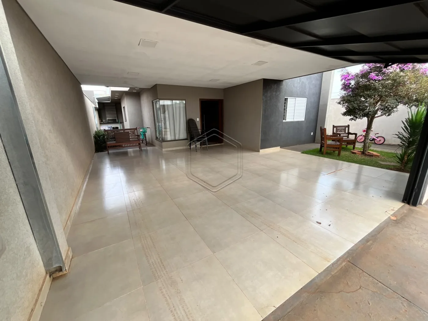 Alugar Casa Residencial / Padr&atilde;o em Dourados R$ 3.000,00 - Foto 2