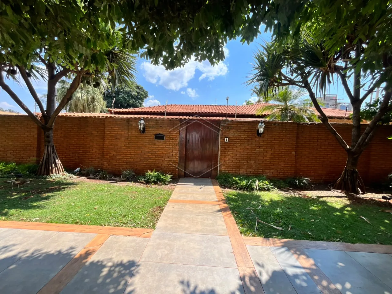 Alugar Casa Residencial / Luxo em Dourados R$ 7.000,00 - Foto 1