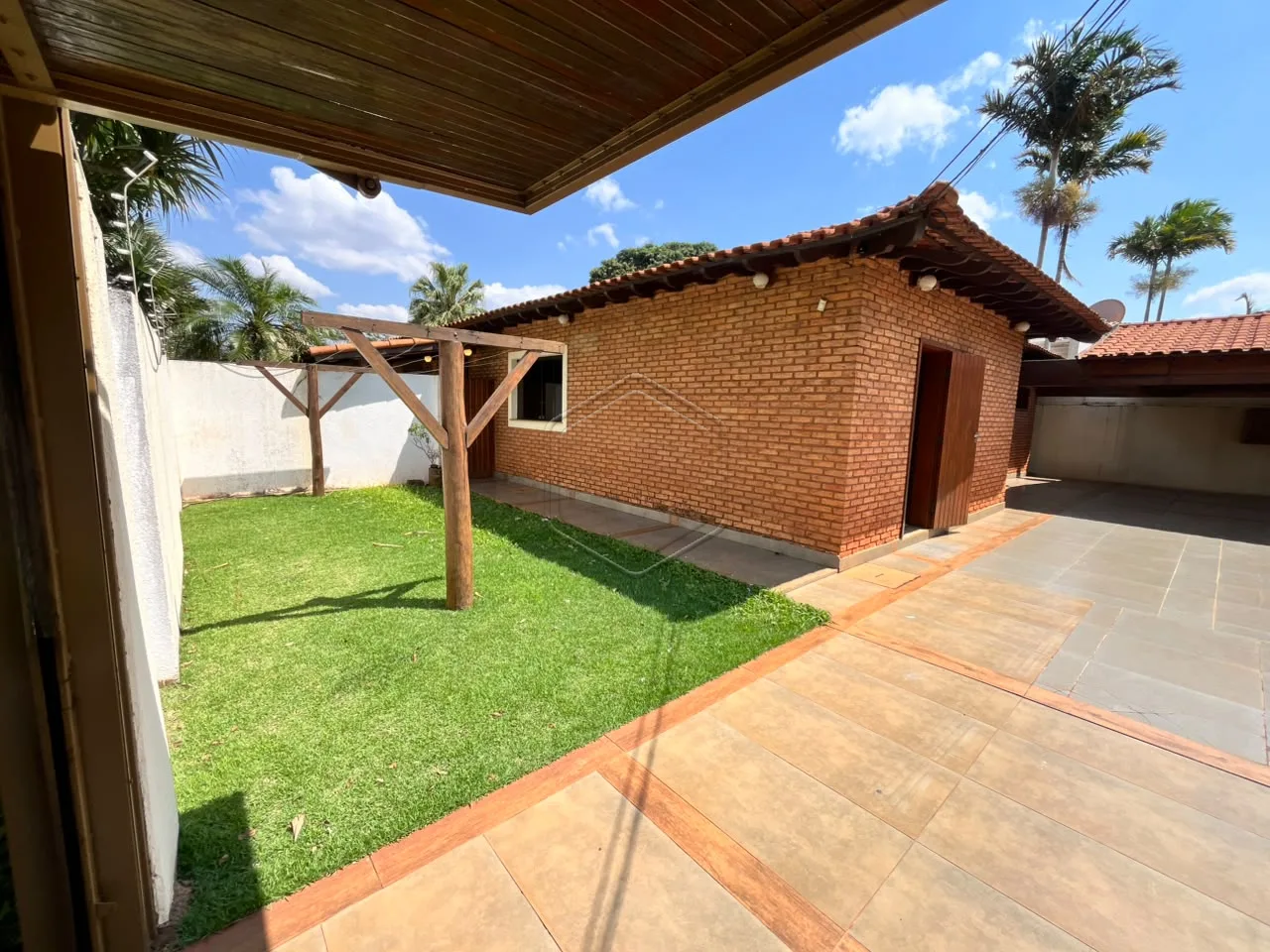 Alugar Casa Residencial / Luxo em Dourados R$ 7.000,00 - Foto 6
