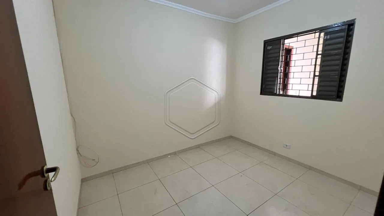 Alugar Casa Residencial / Padr&atilde;o em Dourados R$ 2.000,00 - Foto 5