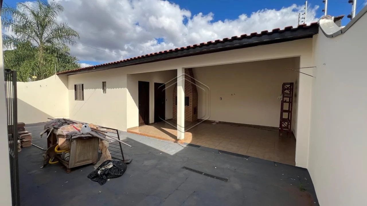 Alugar Casa Residencial / Padr&atilde;o em Dourados R$ 2.000,00 - Foto 9