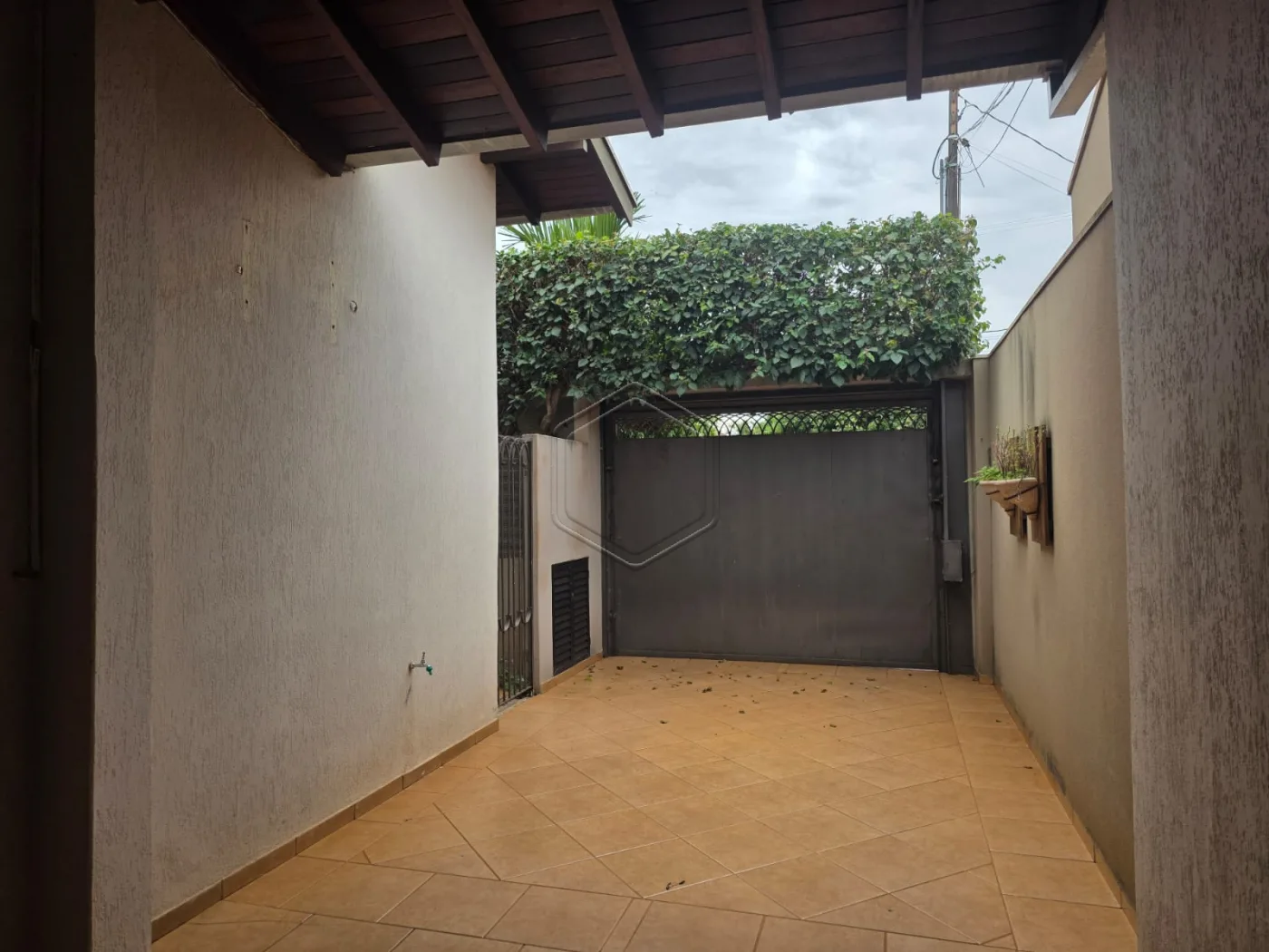 Comprar Casa Residencial / Padr&atilde;o em Dourados R$ 1.200.000,00 - Foto 4