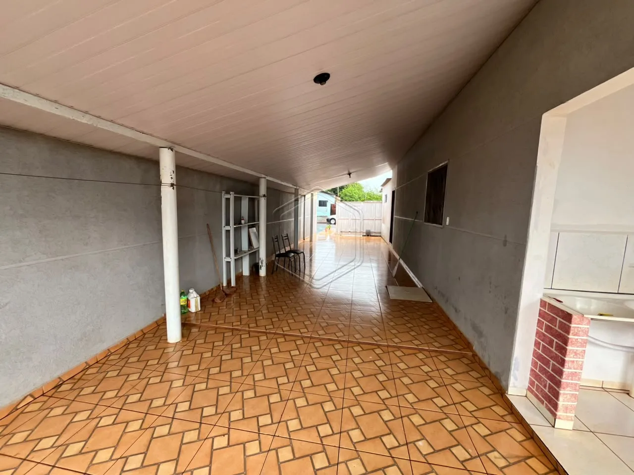 Alugar Casa Residencial / Padr&atilde;o em Dourados R$ 1.100,00 - Foto 2