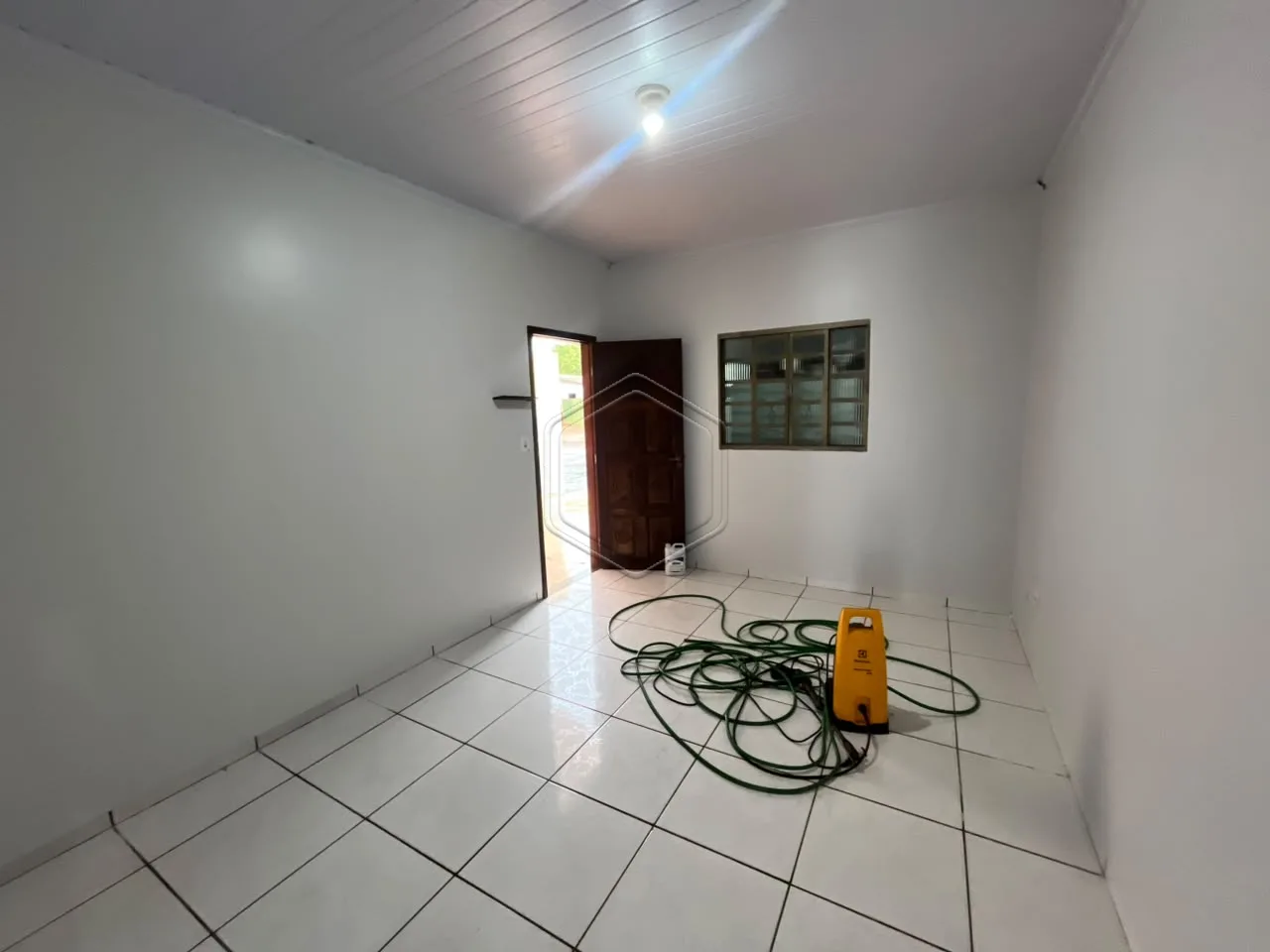 Alugar Casa Residencial / Padr&atilde;o em Dourados R$ 1.100,00 - Foto 5