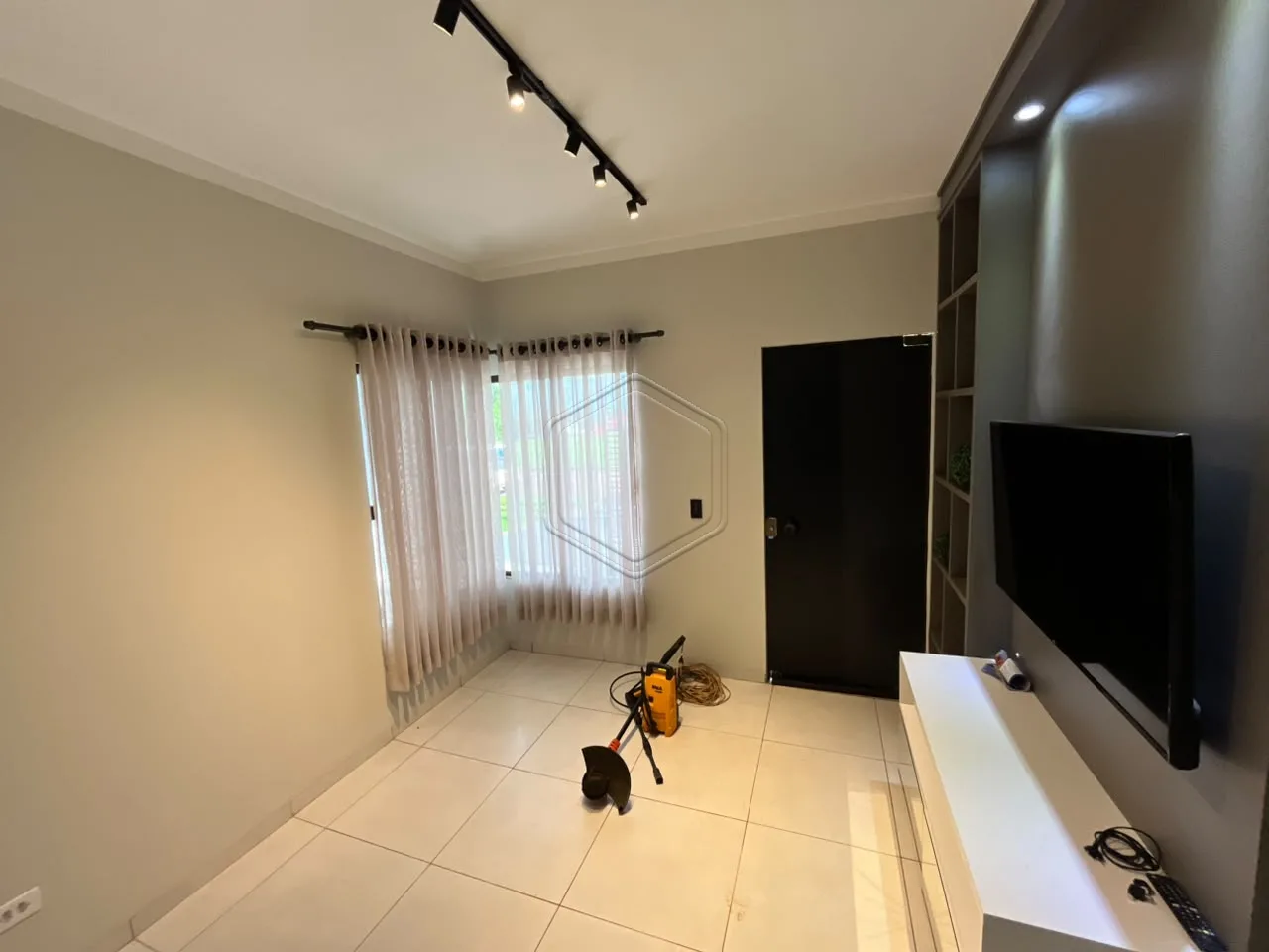 Alugar Casa Residencial / Padr&atilde;o em Dourados R$ 2.900,00 - Foto 6