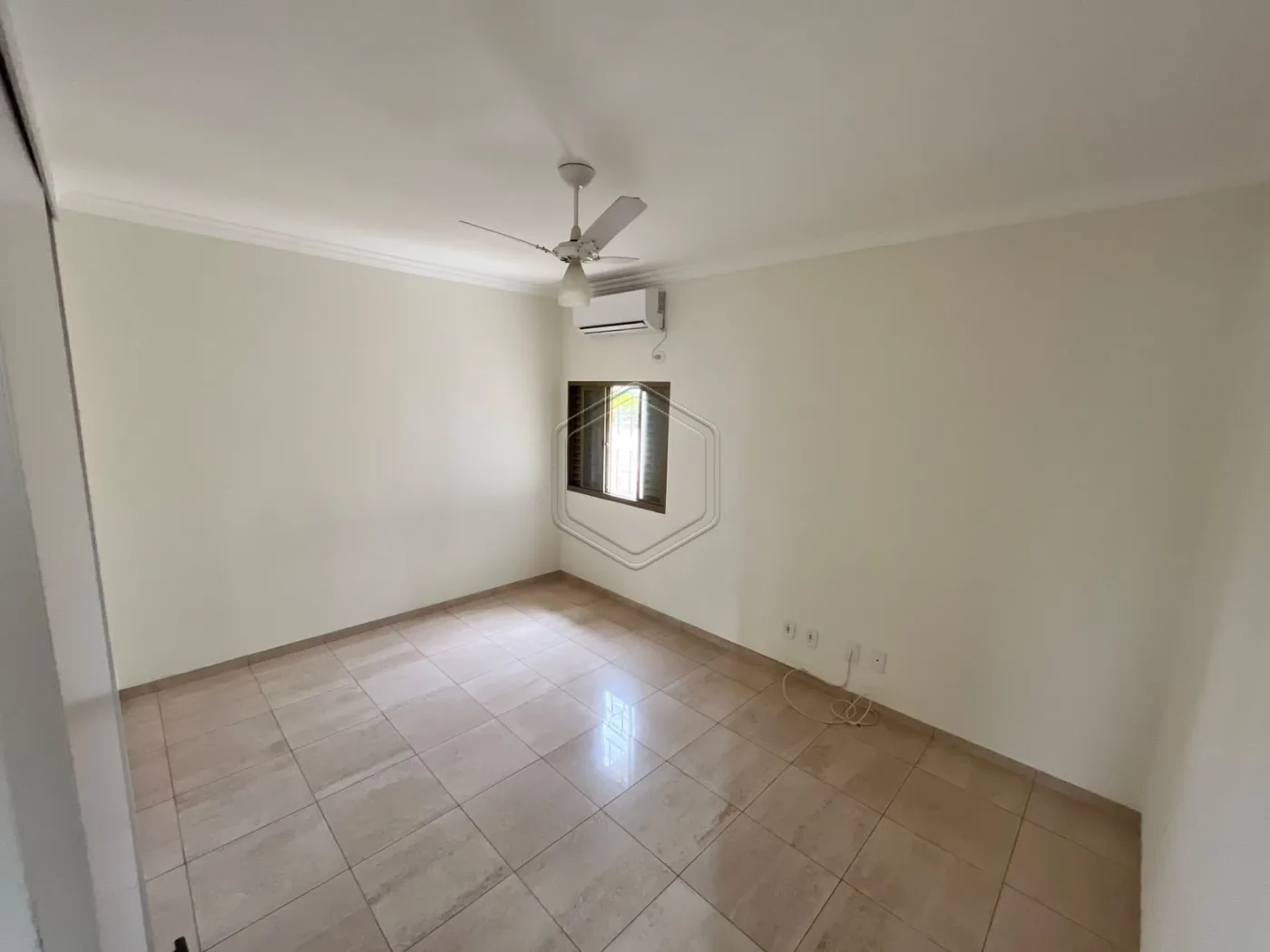 Alugar Apartamento / Padr&atilde;o em Condom&iacute;nio em Dourados R$ 2.000,00 - Foto 12