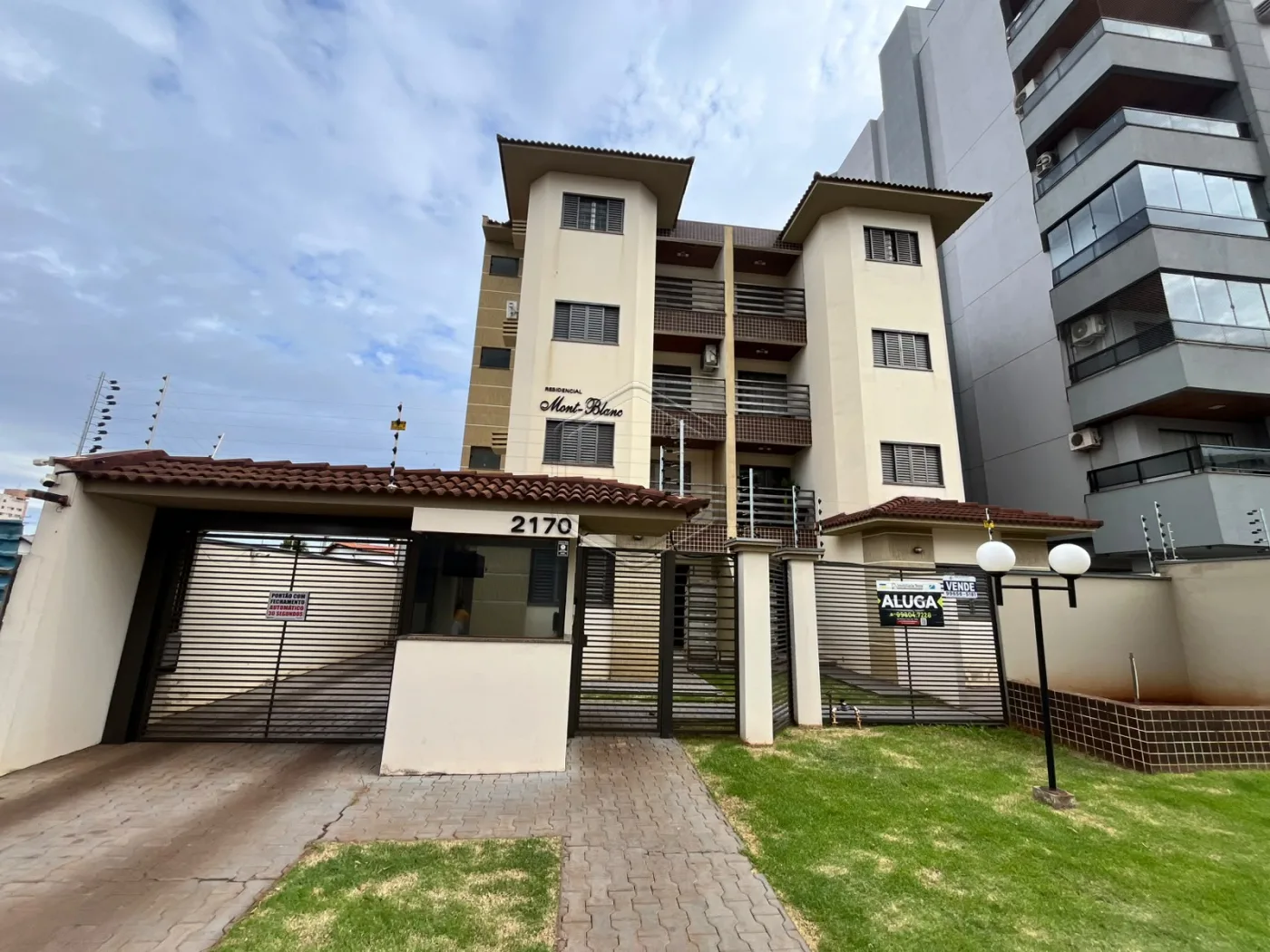 Alugar Apartamento / Padr&atilde;o em Condom&iacute;nio em Dourados R$ 2.000,00 - Foto 2