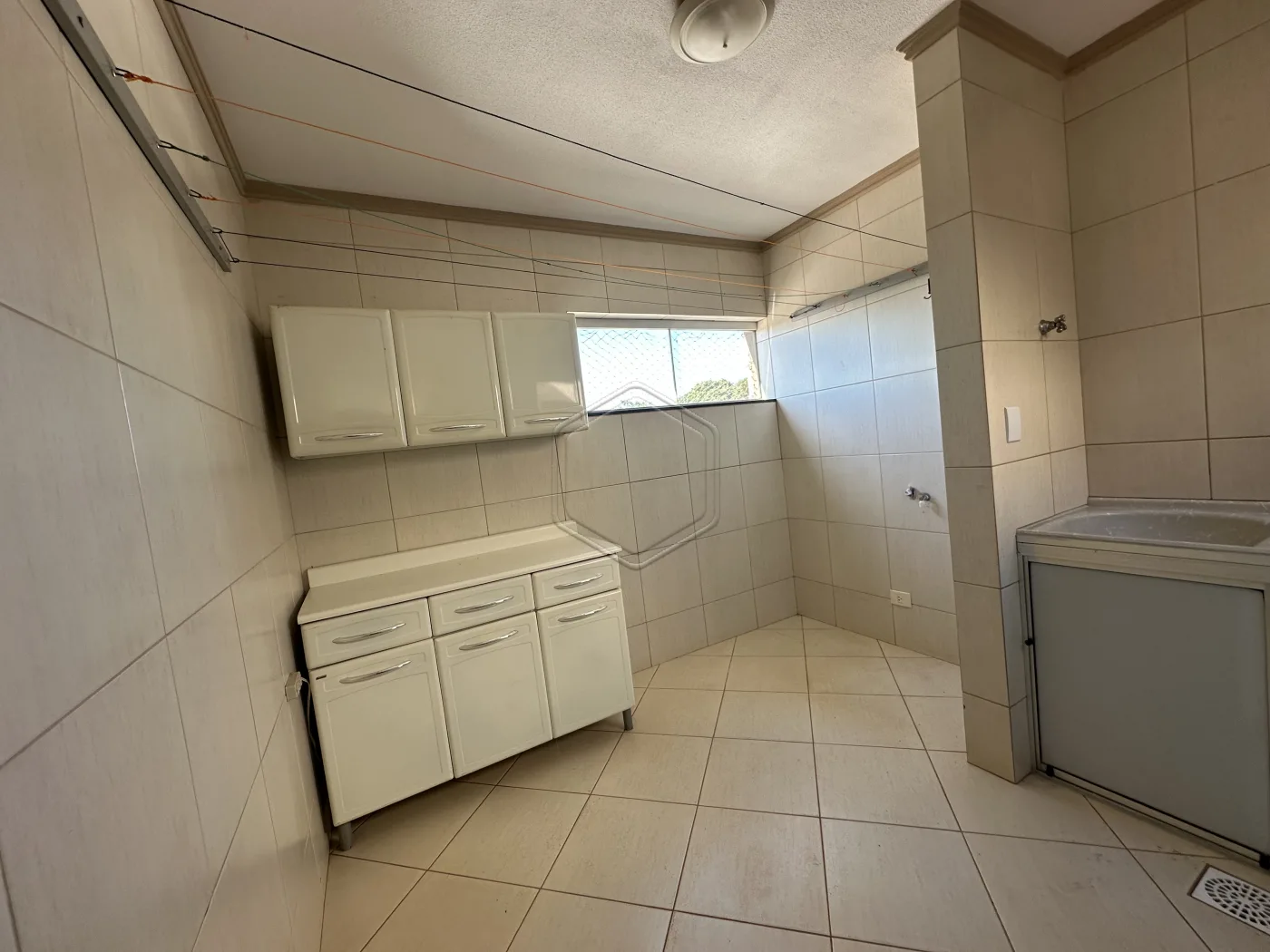 Alugar Apartamento / Padr&atilde;o em Condom&iacute;nio em Dourados R$ 2.000,00 - Foto 7