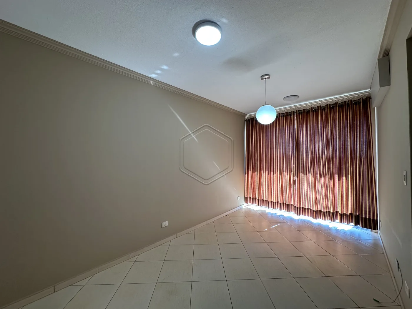 Alugar Apartamento / Padr&atilde;o em Condom&iacute;nio em Dourados R$ 2.000,00 - Foto 4