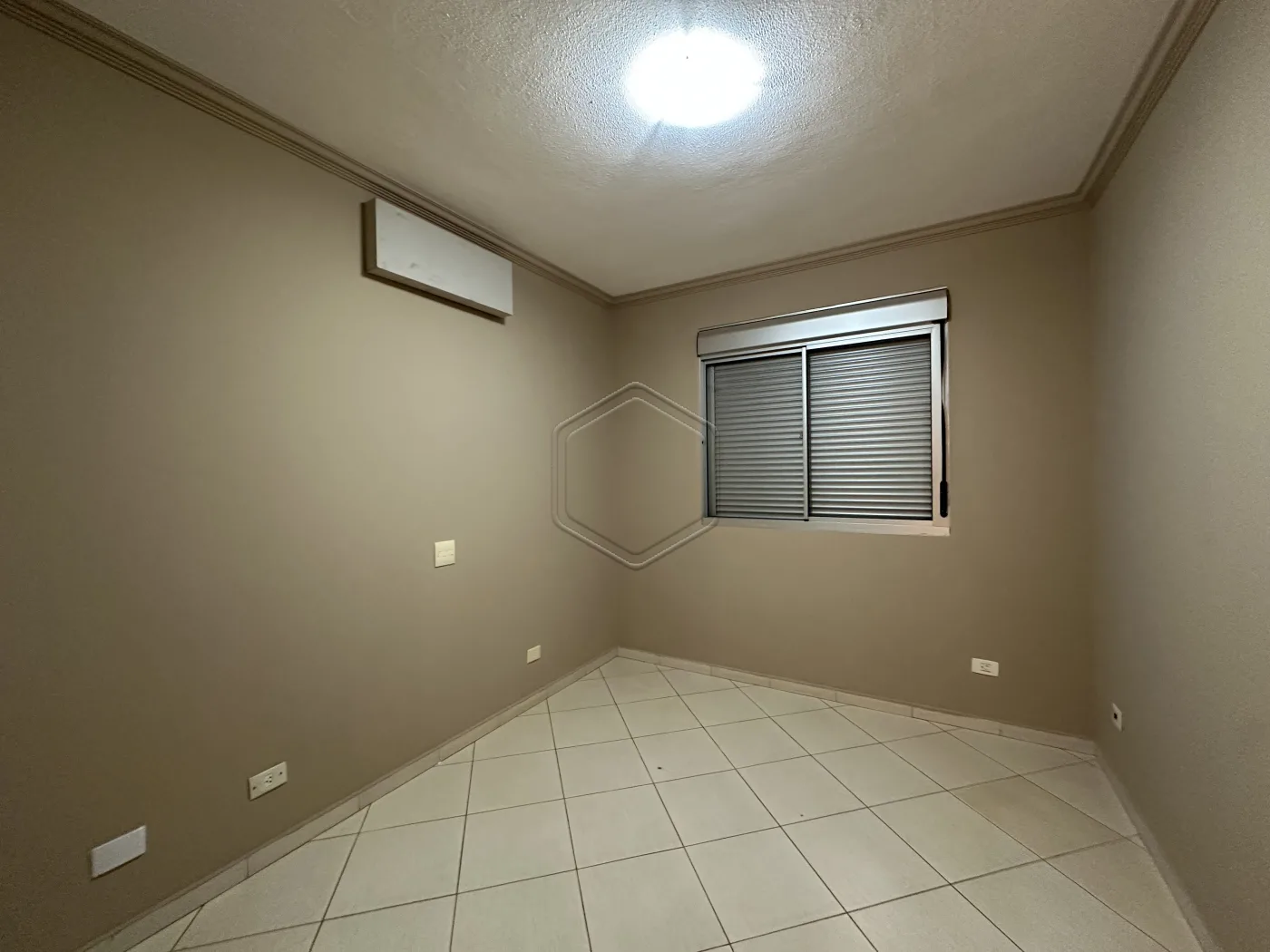 Alugar Apartamento / Padr&atilde;o em Condom&iacute;nio em Dourados R$ 2.000,00 - Foto 10