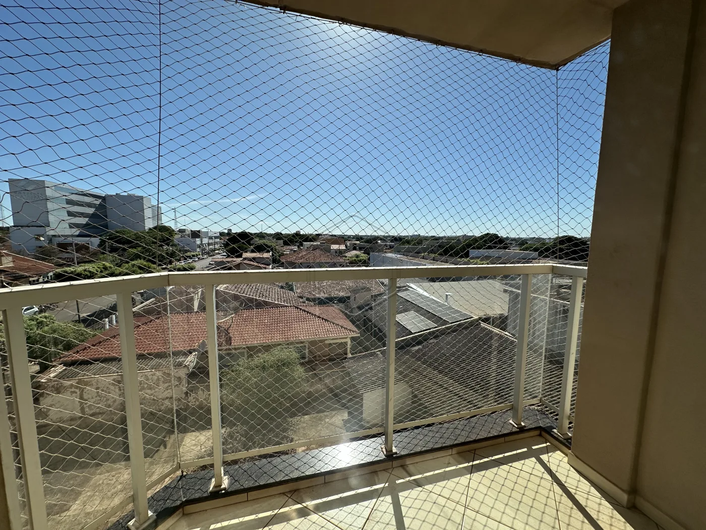 Alugar Apartamento / Padr&atilde;o em Condom&iacute;nio em Dourados R$ 2.000,00 - Foto 13