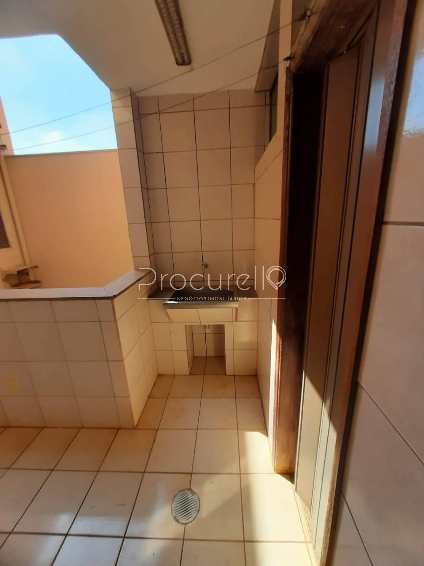 Comprar Apartamento / Padr&atilde;o em Ribeir&atilde;o Preto R$ 325.000,00 - Foto 5