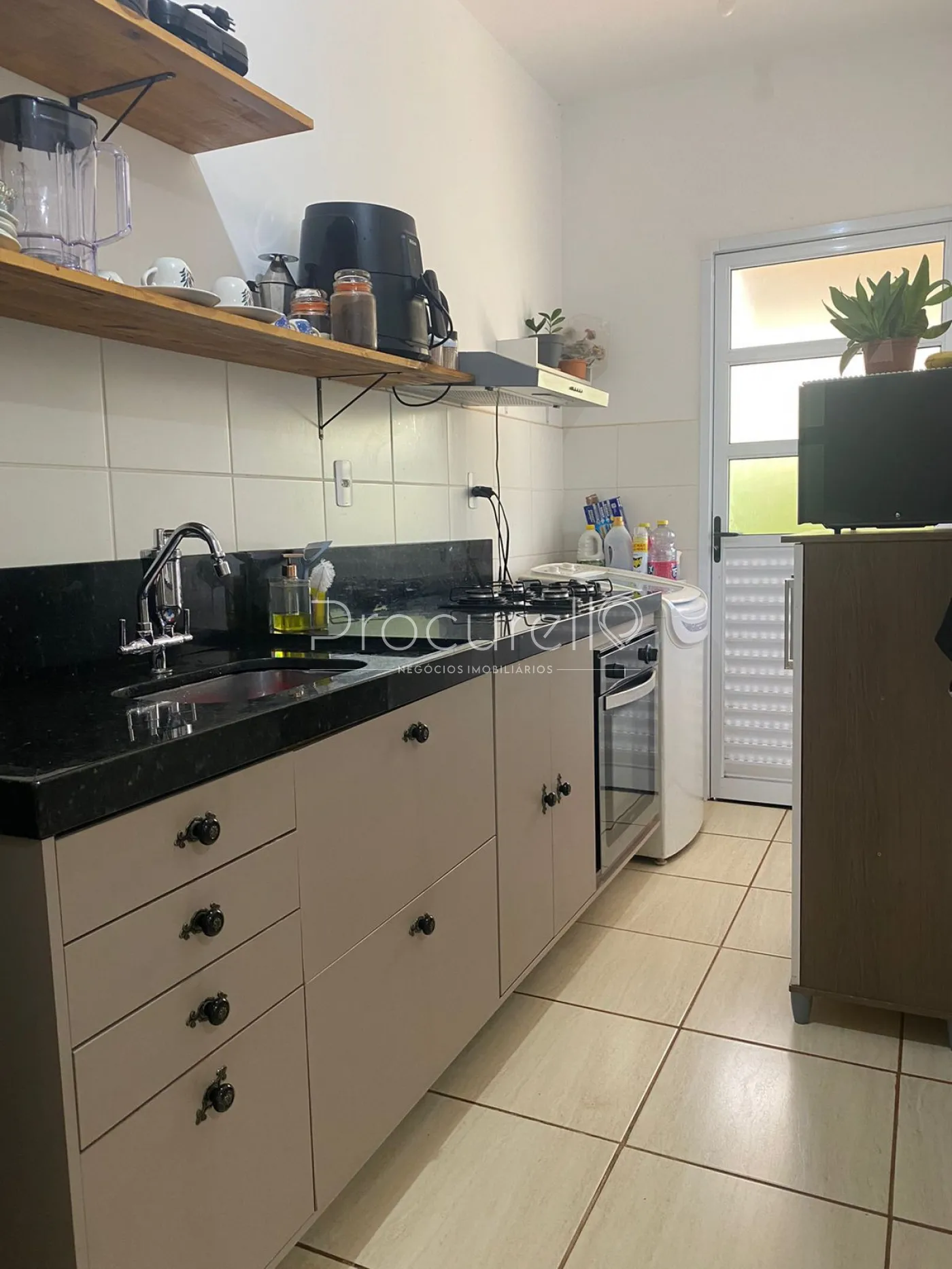 Comprar Apartamento / Padr&atilde;o em Ribeir&atilde;o Preto R$ 240.000,00 - Foto 3