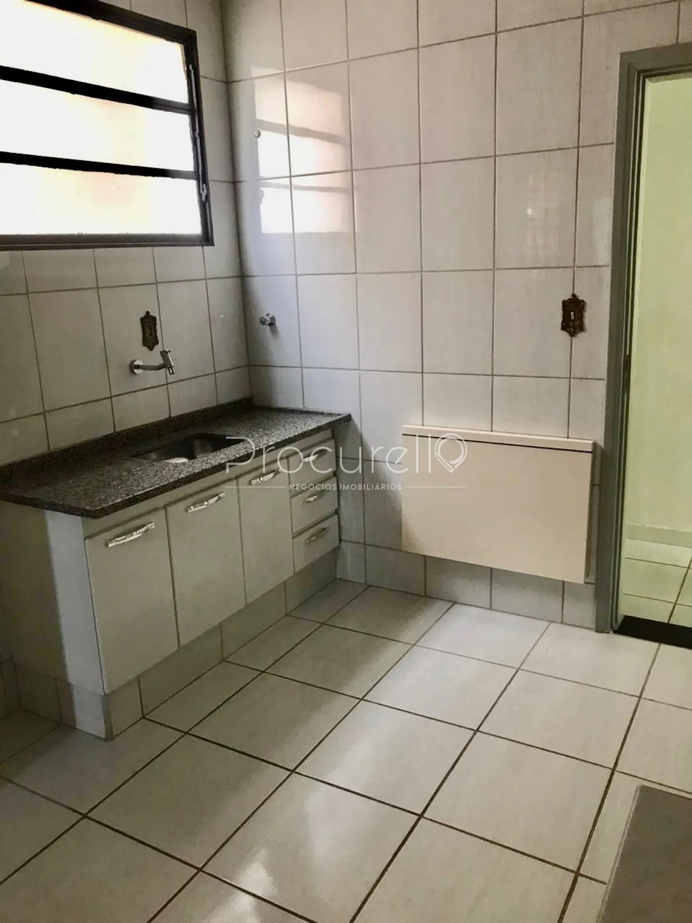 Comprar Apartamento / Padr&atilde;o em Ribeir&atilde;o Preto R$ 235.000,00 - Foto 4