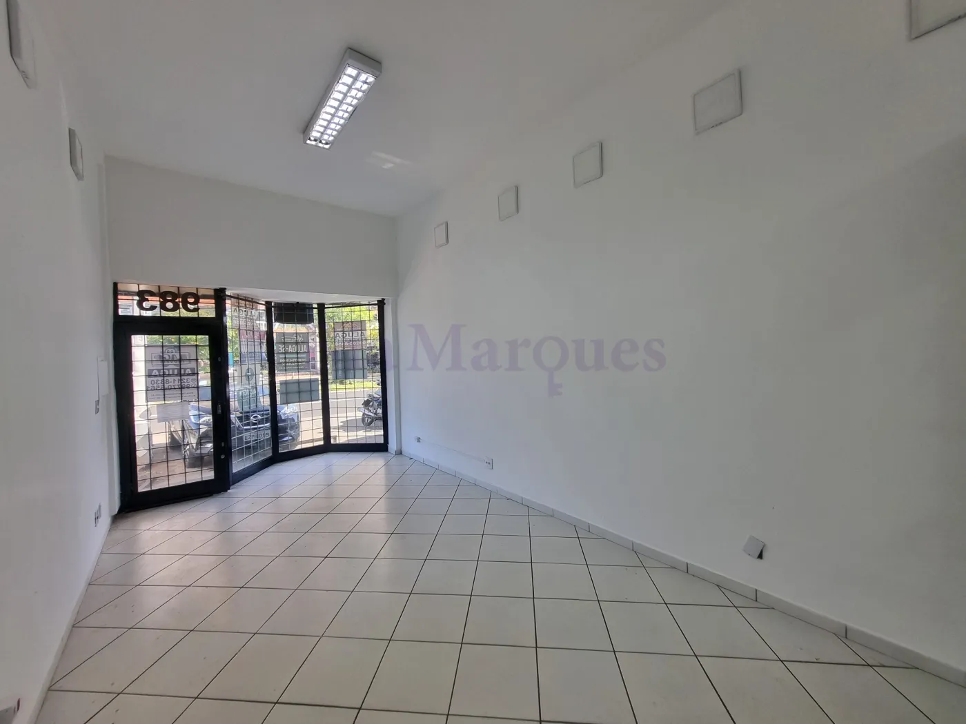 Alugar Comercial / Loja em Ribeir&atilde;o Preto R$ 54.900,00 - Foto 4