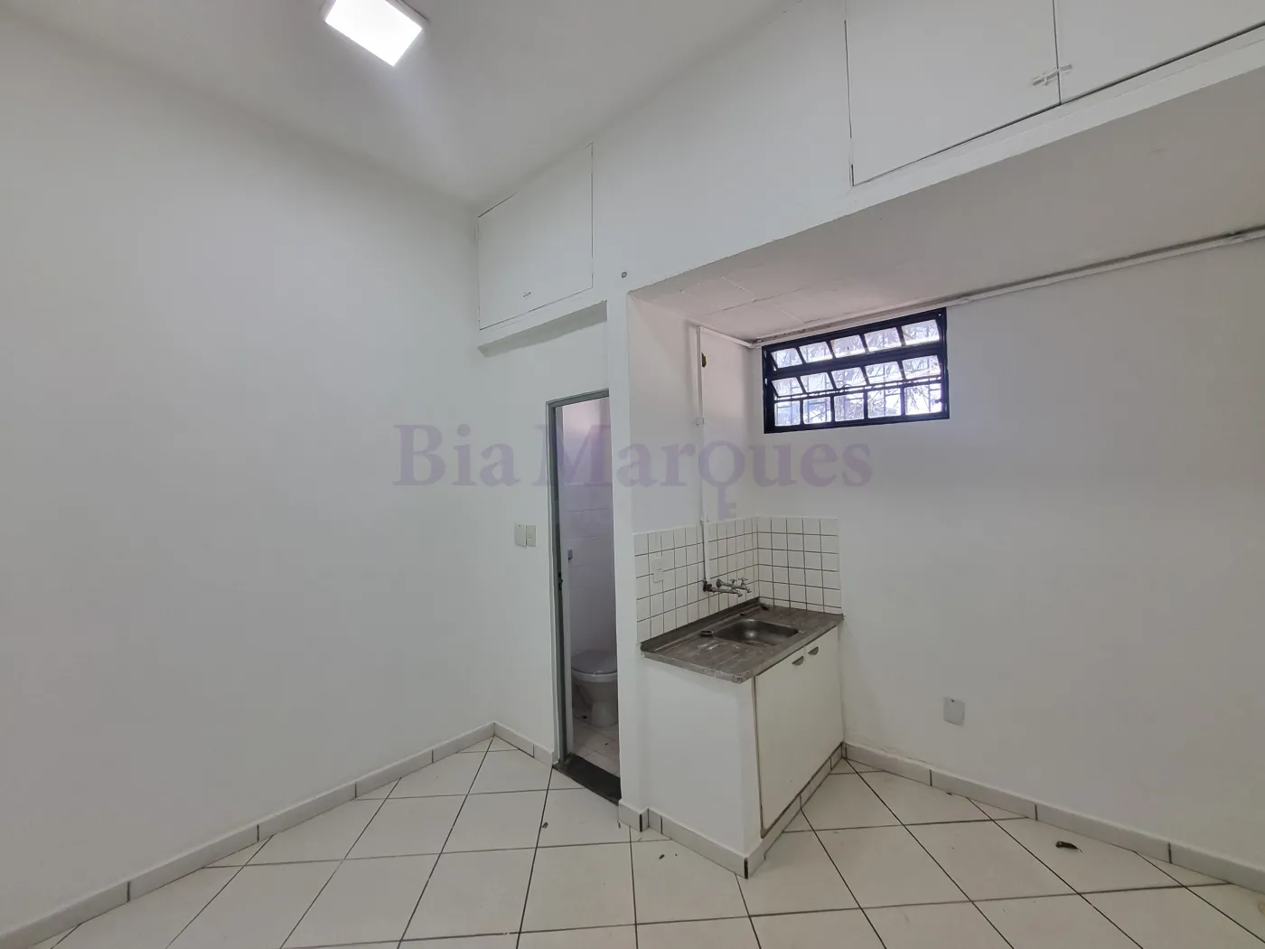 Alugar Comercial / Loja em Ribeir&atilde;o Preto R$ 54.900,00 - Foto 9