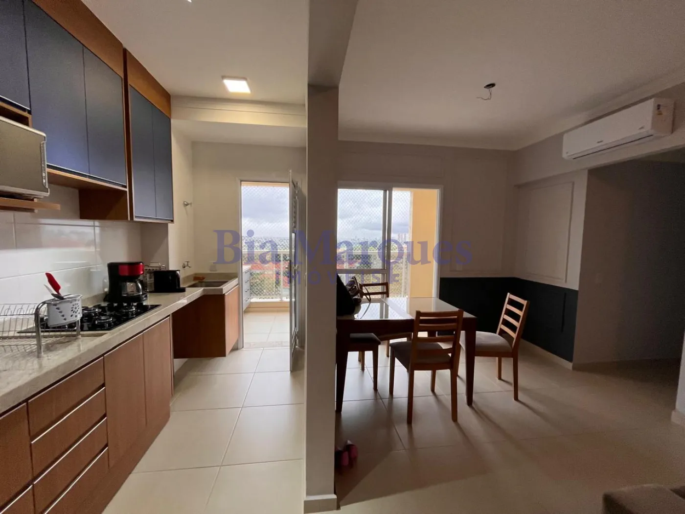 Alugar Apartamento / Padr&atilde;o em Ribeir&atilde;o Preto R$ 3.000,00 - Foto 2