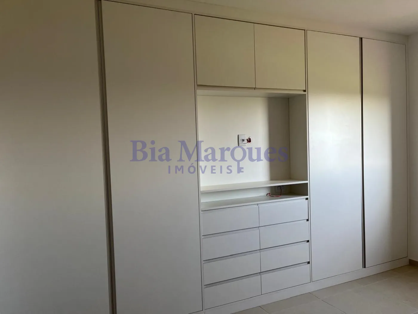 Alugar Apartamento / Padr&atilde;o em Ribeir&atilde;o Preto R$ 2.890,00 - Foto 6