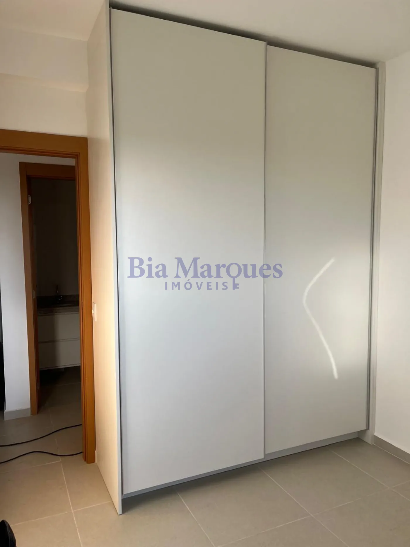 Alugar Apartamento / Padr&atilde;o em Ribeir&atilde;o Preto R$ 2.890,00 - Foto 8