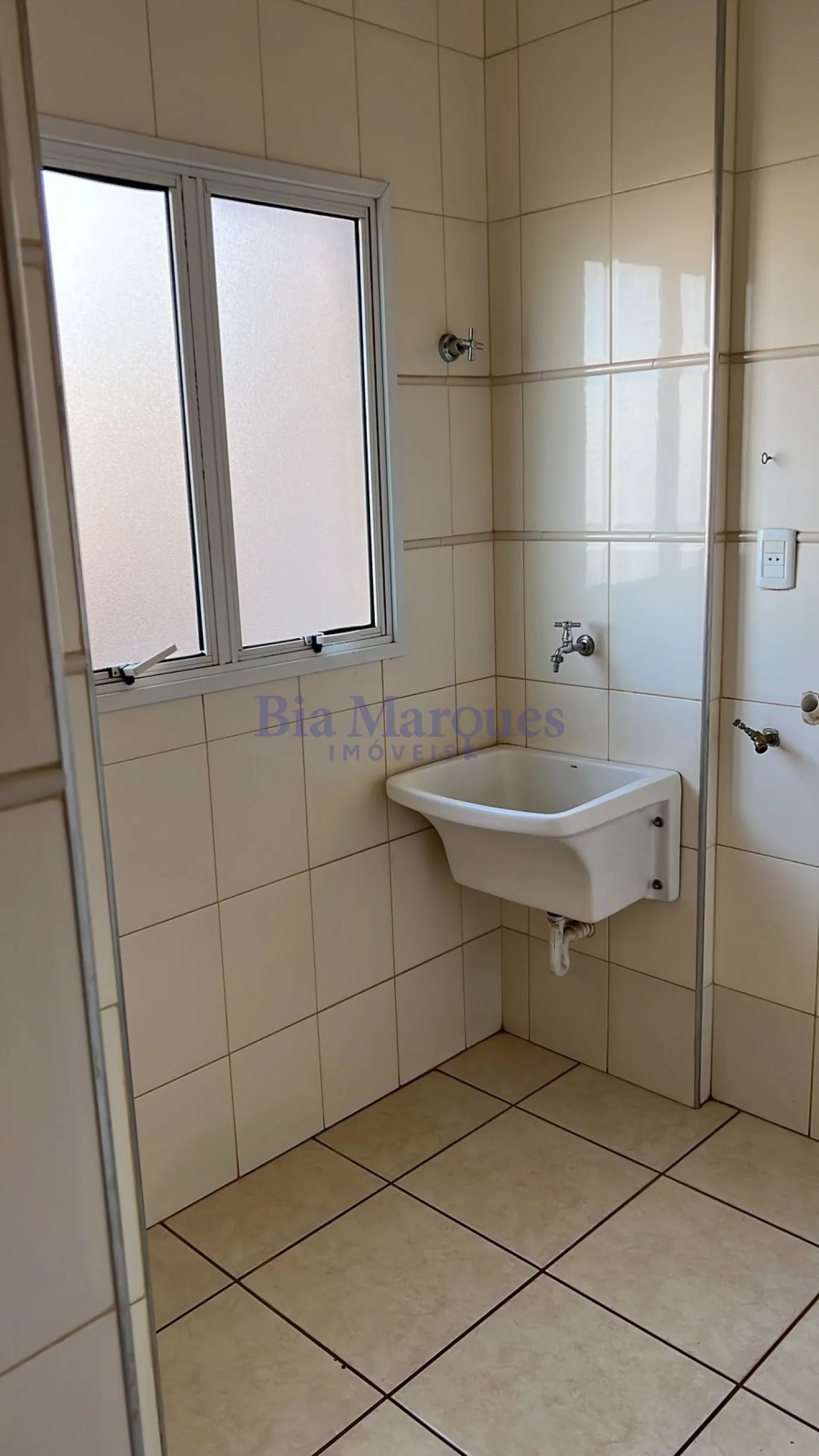 Alugar Apartamento / Padr&atilde;o em Ribeir&atilde;o Preto R$ 3.597,85 - Foto 7