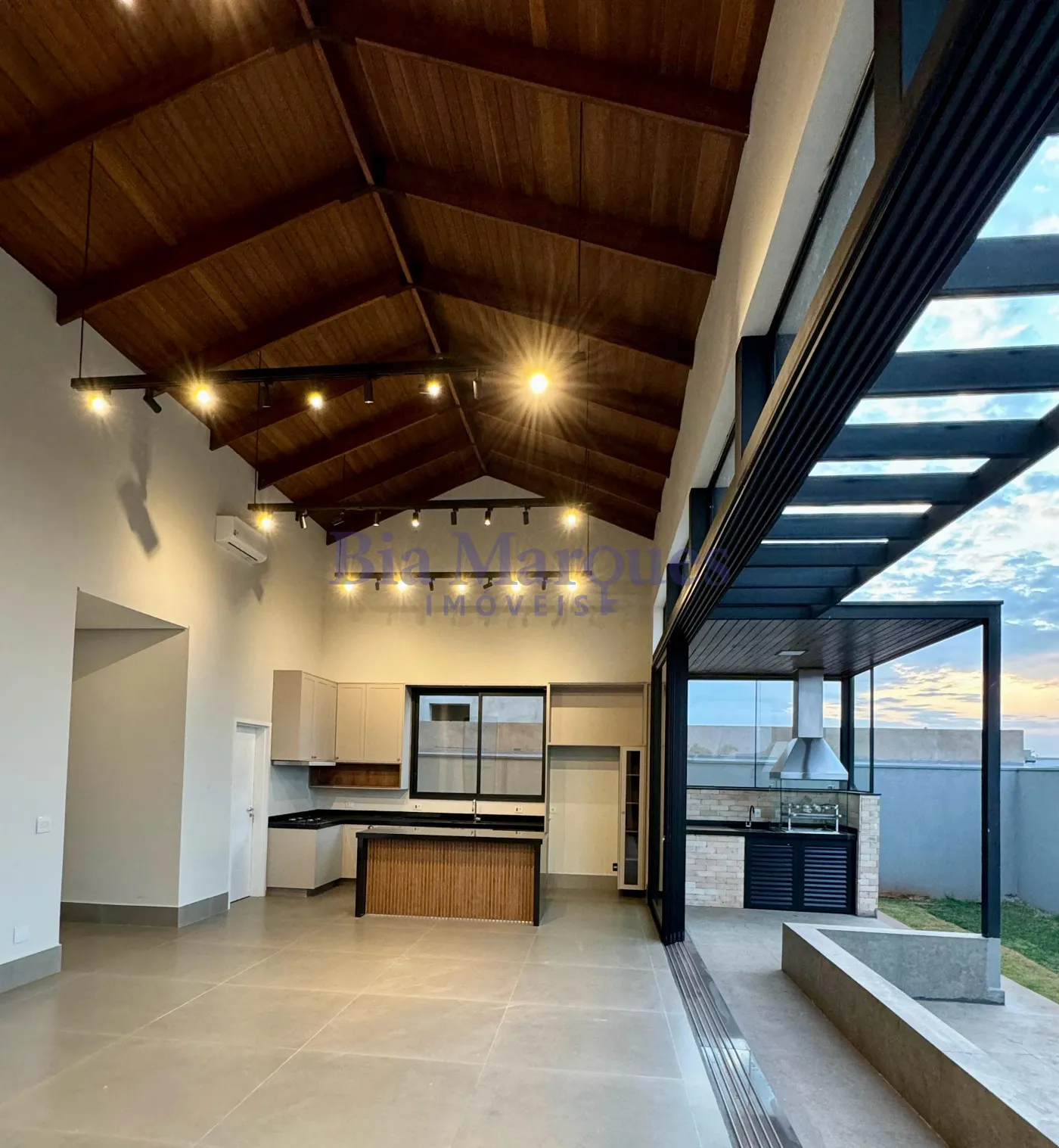 Comprar Casa / Condom&iacute;nio em Ribeir&atilde;o Preto R$ 1.860.000,00 - Foto 3