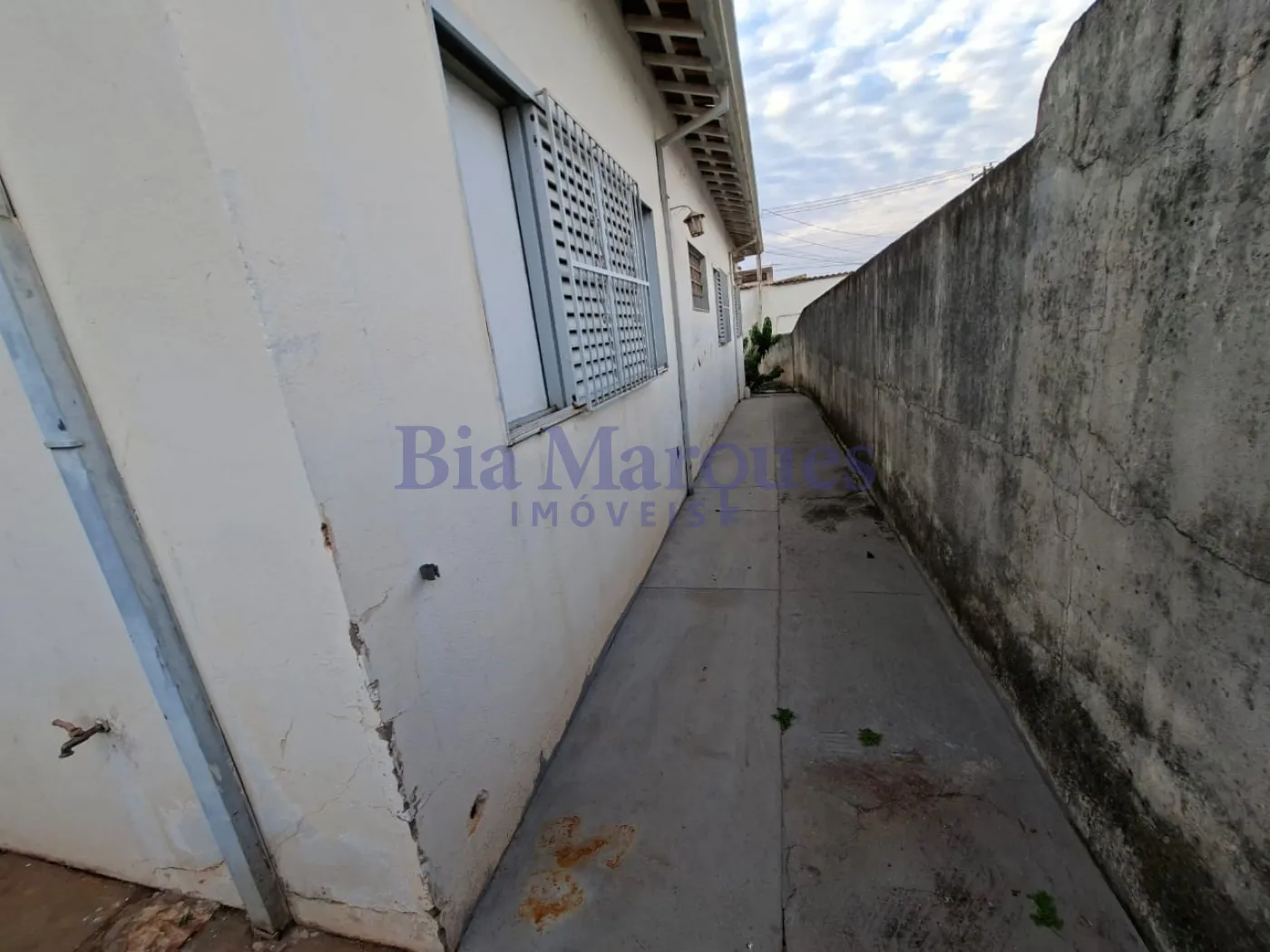 Comprar Casa / Padr&atilde;o em Ribeir&atilde;o Preto R$ 450.000,00 - Foto 5