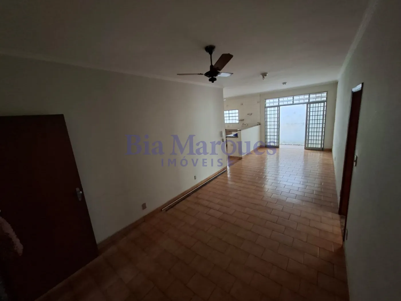 Comprar Casa / Padr&atilde;o em Ribeir&atilde;o Preto R$ 450.000,00 - Foto 41