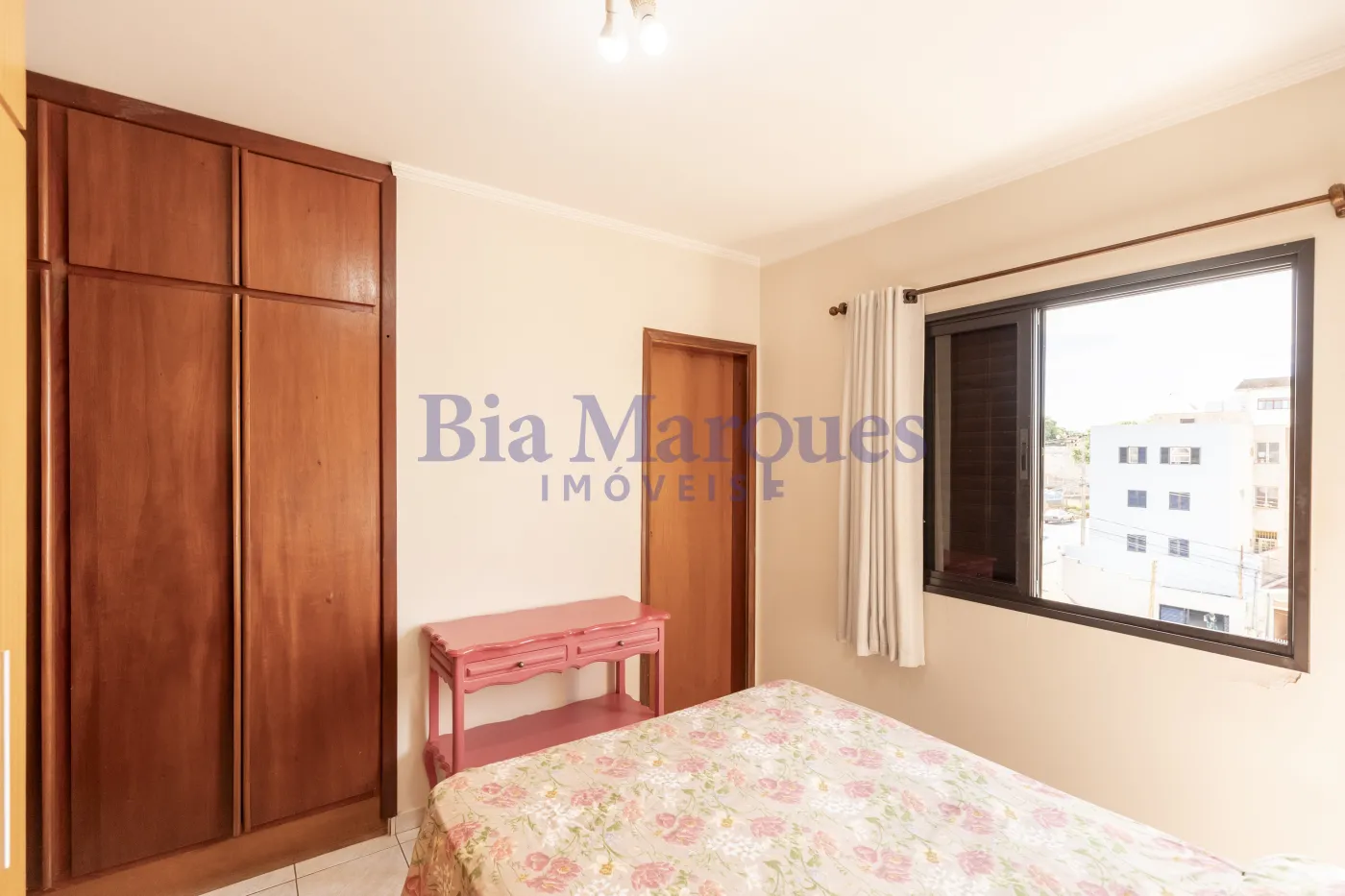 Comprar Apartamento / Padr&atilde;o em Ribeir&atilde;o Preto R$ 330.000,00 - Foto 3