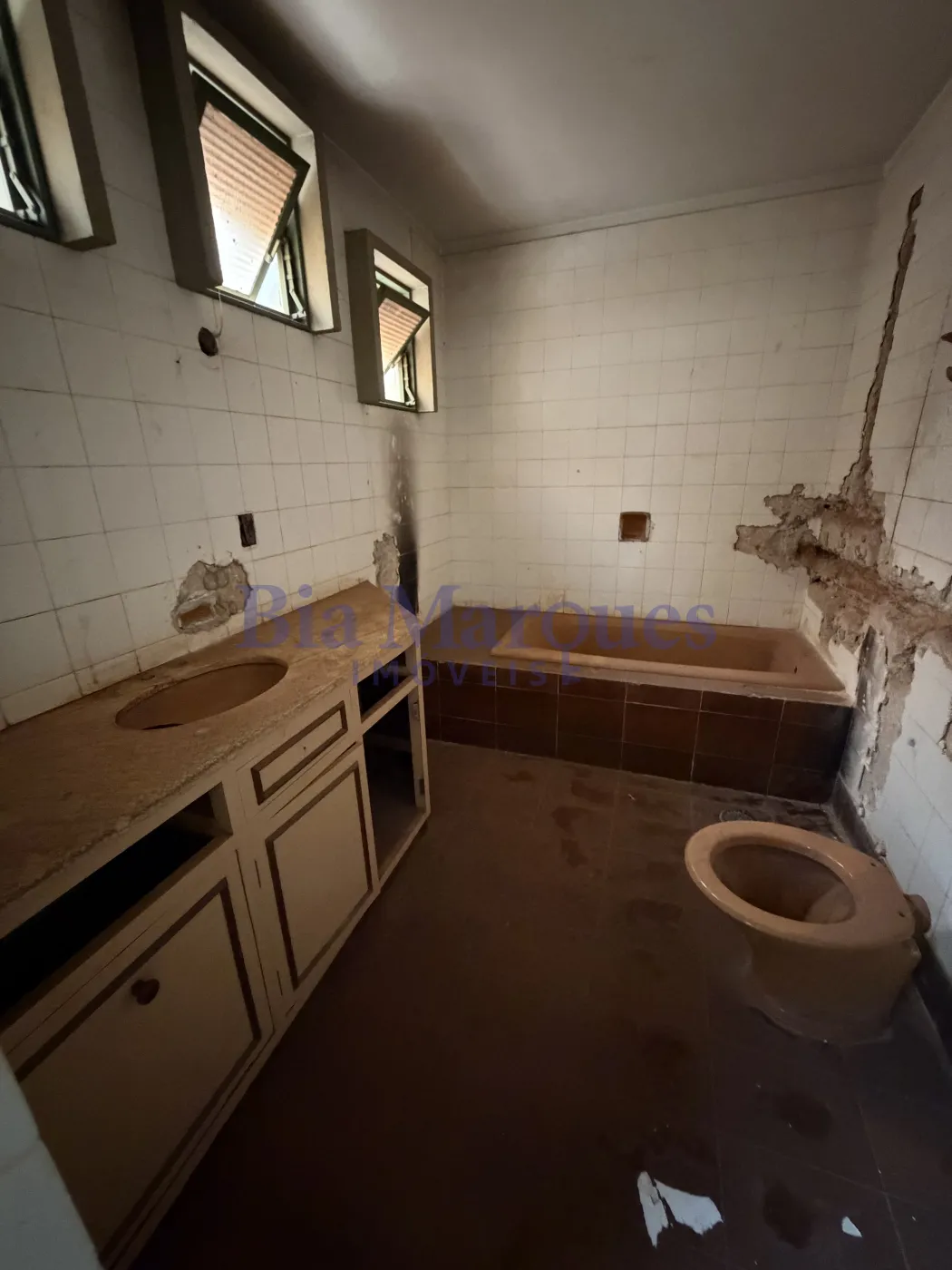 Alugar Comercial / Ponto Comercial em Ribeir&atilde;o Preto R$ 19.900,00 - Foto 16