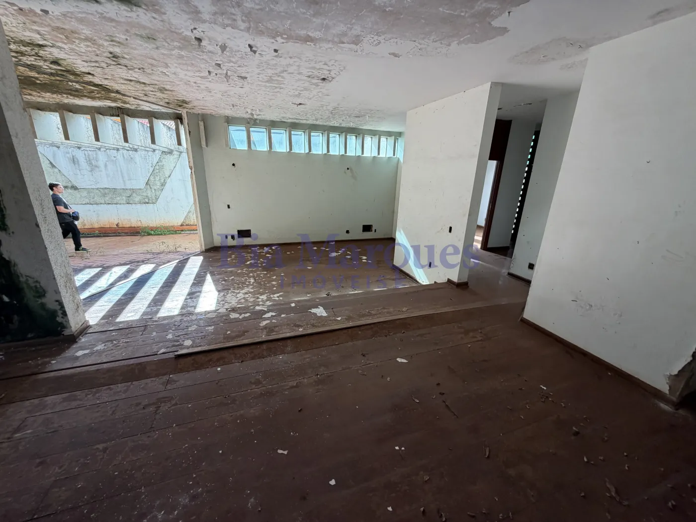 Alugar Comercial / Ponto Comercial em Ribeir&atilde;o Preto R$ 19.900,00 - Foto 17