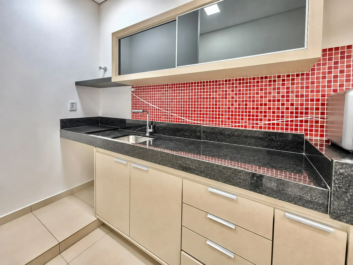 Alugar Comercial condom&iacute;nio / Escrit&oacute;rio - Loja em Ribeir&atilde;o Preto R$ 4.000,00 - Foto 1