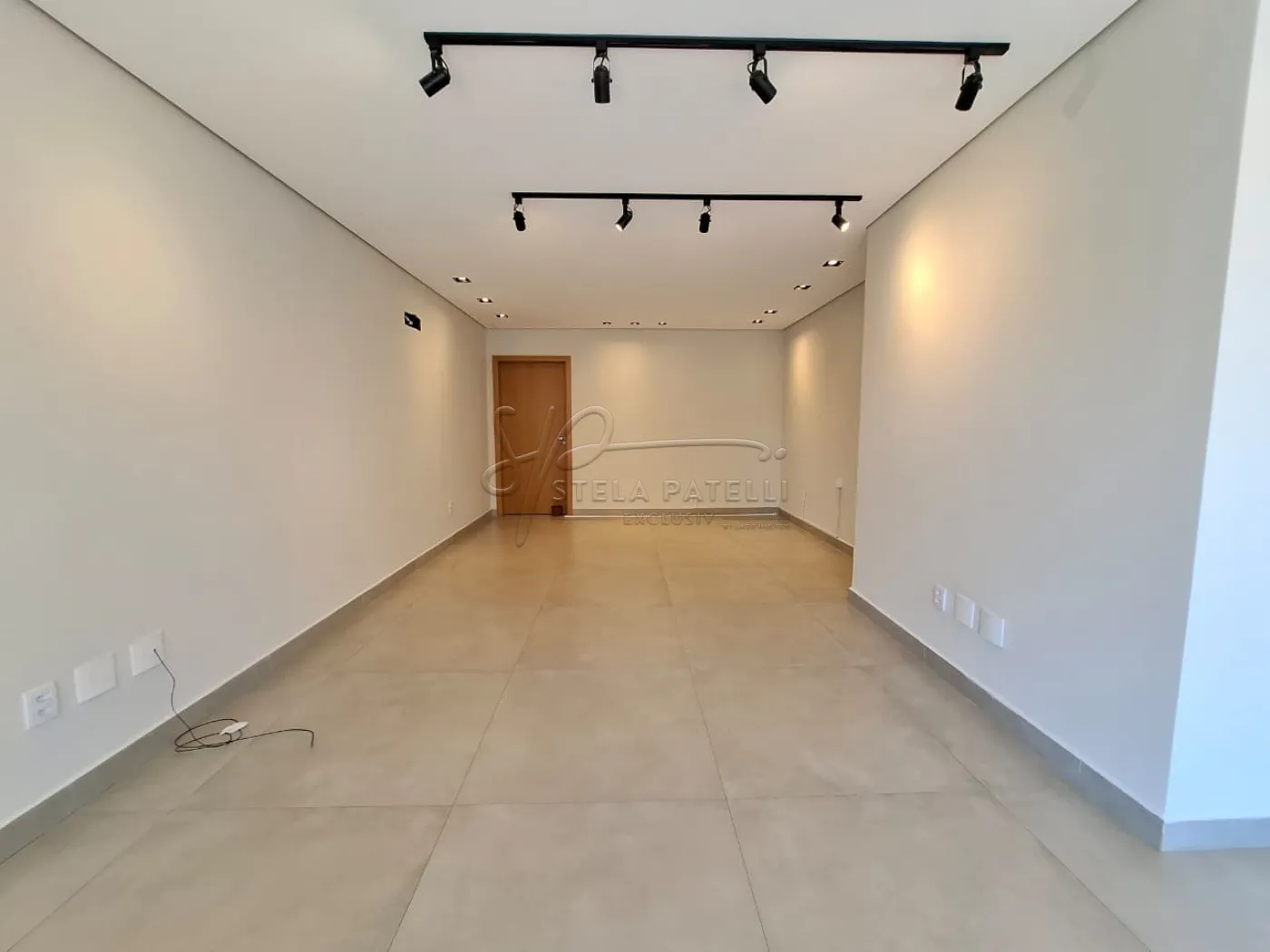 Alugar Comercial condom&iacute;nio / Escrit&oacute;rio - Loja em Ribeir&atilde;o Preto R$ 3.600,00 - Foto 1