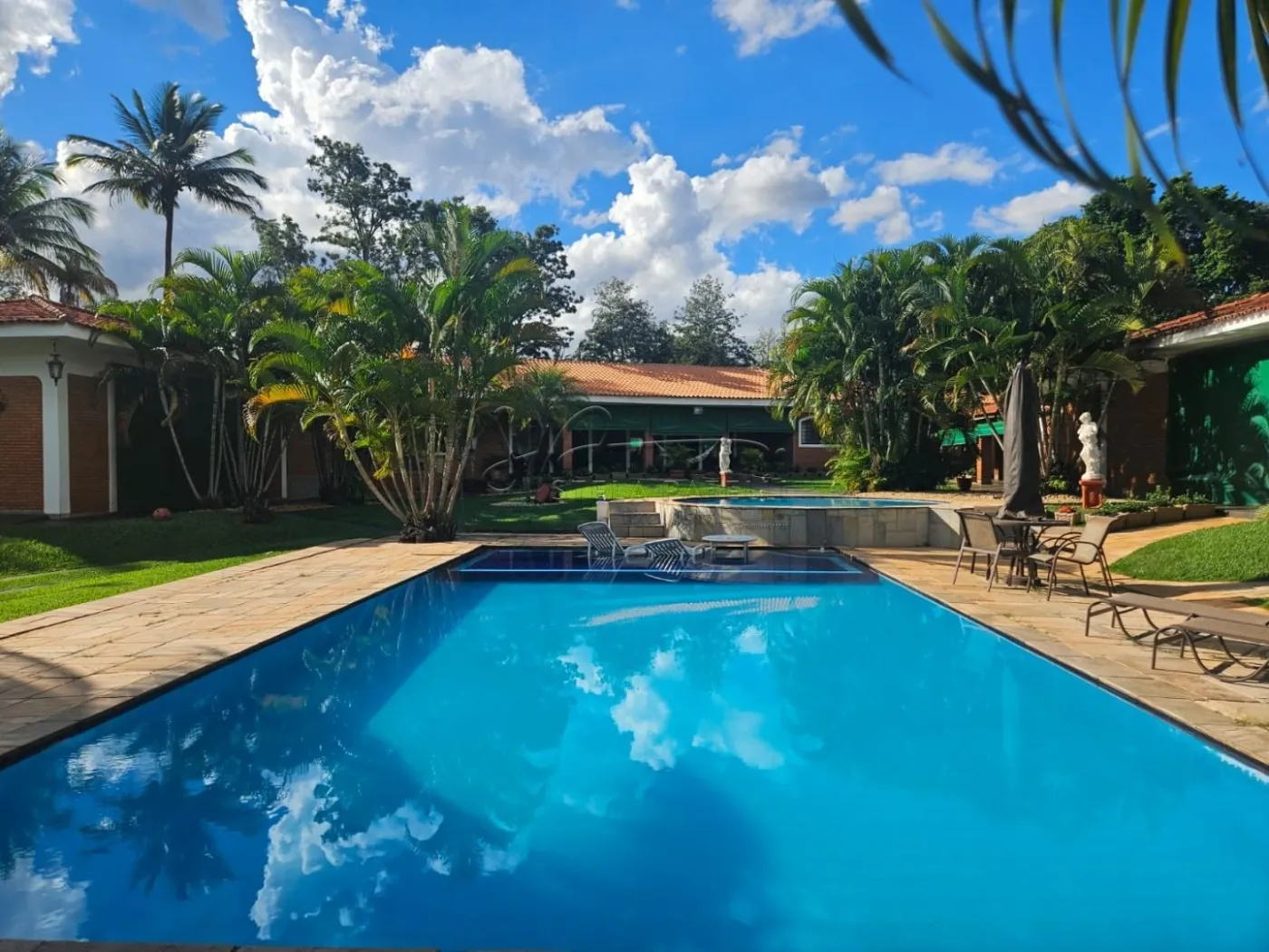 Chácara de 8.865m² no condomínio Quinta da Alvorada