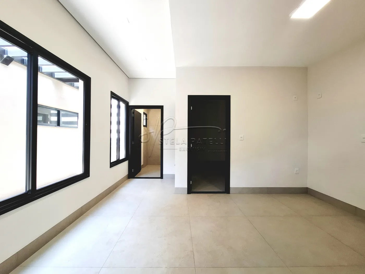 Alugar Comercial padr&atilde;o / Loja em Ribeir&atilde;o Preto R$ 3.000,00 - Foto 1