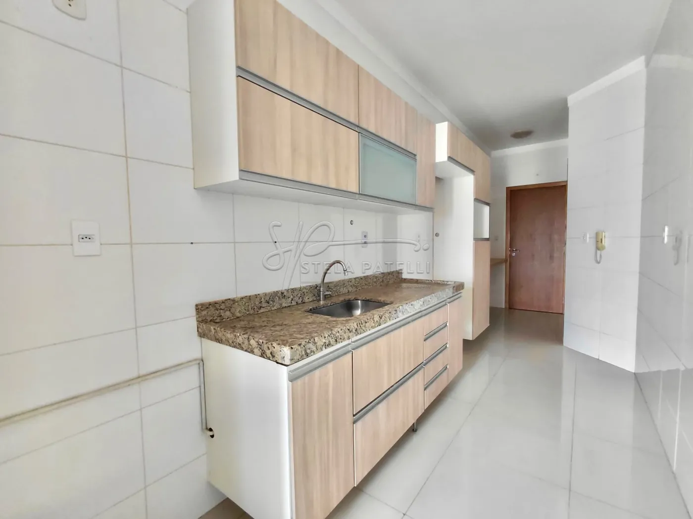 Alugar Apartamento / Padr&atilde;o em Ribeir&atilde;o Preto R$ 4.000,00 - Foto 14
