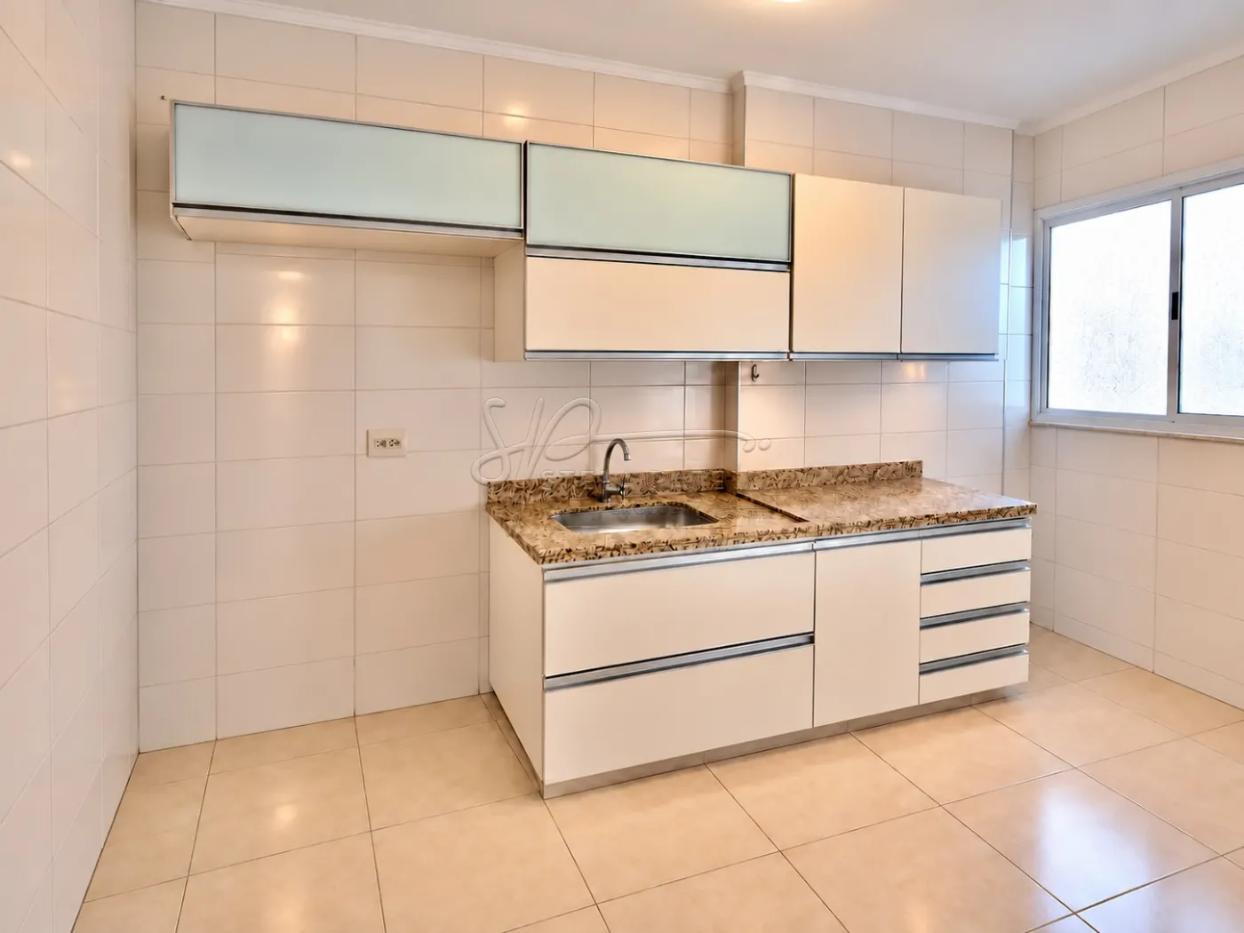 Alugar Apartamento / Padr&atilde;o em Ribeir&atilde;o Preto R$ 3.700,00 - Foto 4