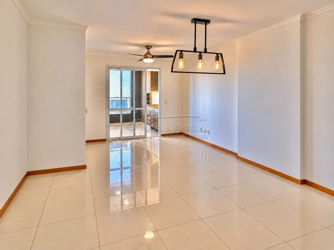 Alugar Apartamento / Padr&atilde;o em Ribeir&atilde;o Preto R$ 3.700,00 - Foto 2