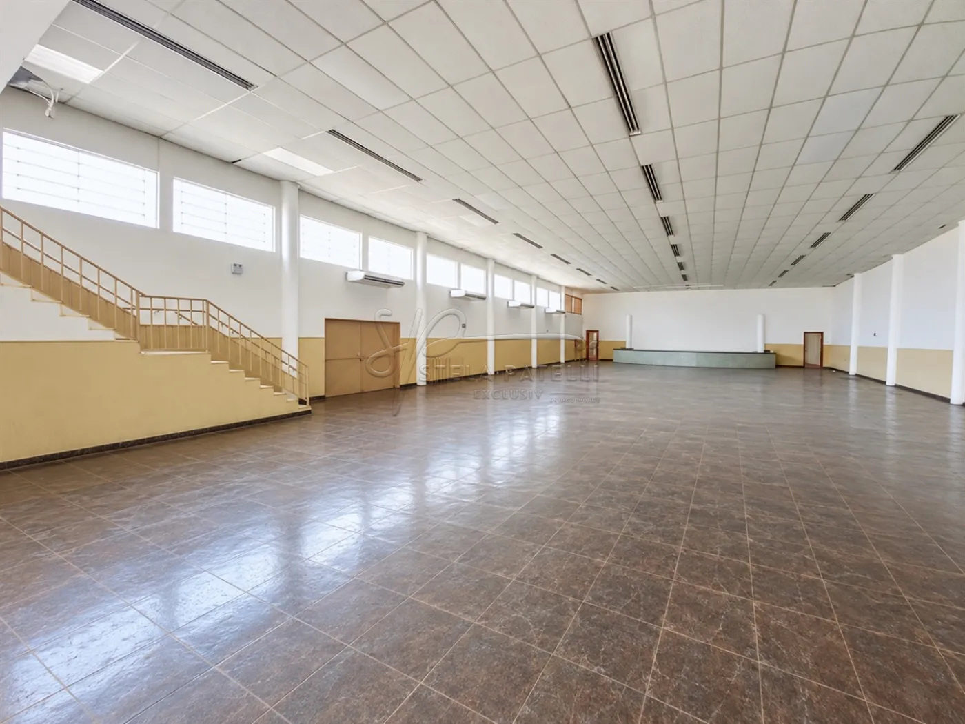 Alugar Comercial padr&atilde;o / Galp&atilde;o - Armaz&eacute;m em Ribeir&atilde;o Preto R$ 8.700,00 - Foto 2