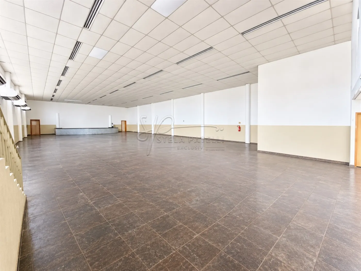 Alugar Comercial padr&atilde;o / Galp&atilde;o - Armaz&eacute;m em Ribeir&atilde;o Preto R$ 8.700,00 - Foto 3