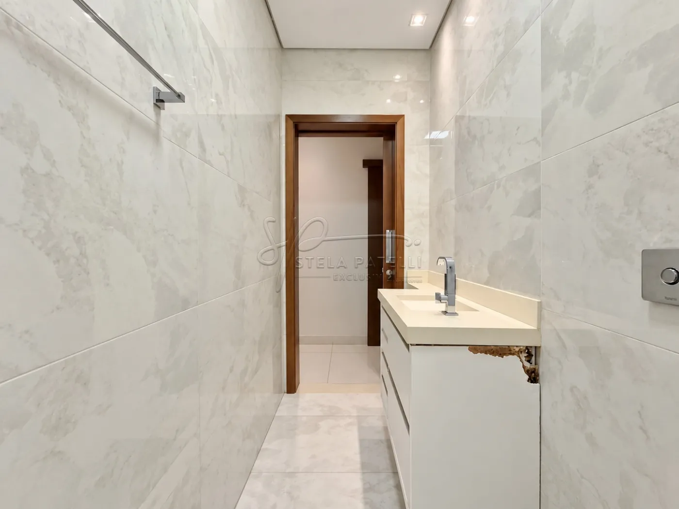 Comprar Casa / Padr&atilde;o em Ribeir&atilde;o Preto R$ 810.000,00 - Foto 18