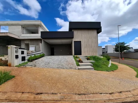 Casa térrea de 164m² com 03 suítes à venda em condominio - Terras de San Gabriel