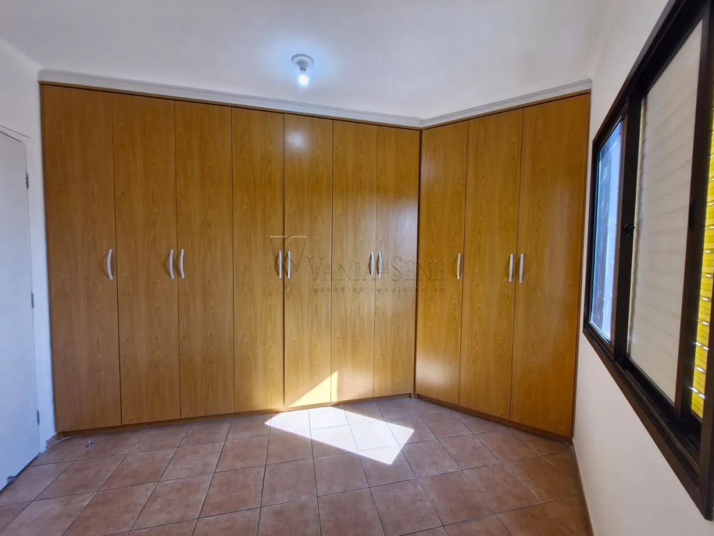 Comprar Apartamento / Padr&atilde;o em S&atilde;o Jos&eacute; dos Campos R$ 325.000,00 - Foto 12