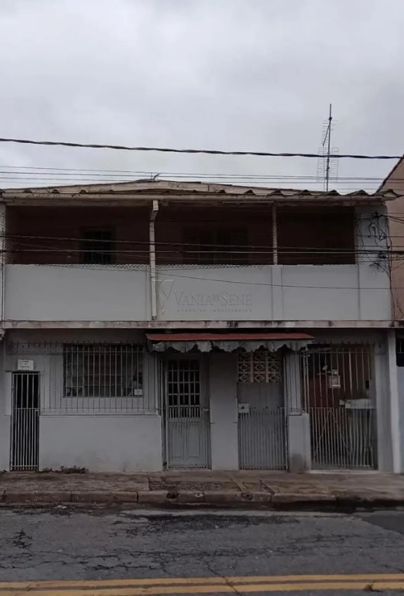 Comprar Casa / Padr&atilde;o em S&atilde;o Jos&eacute; dos Campos R$ 998.000,00 - Foto 1