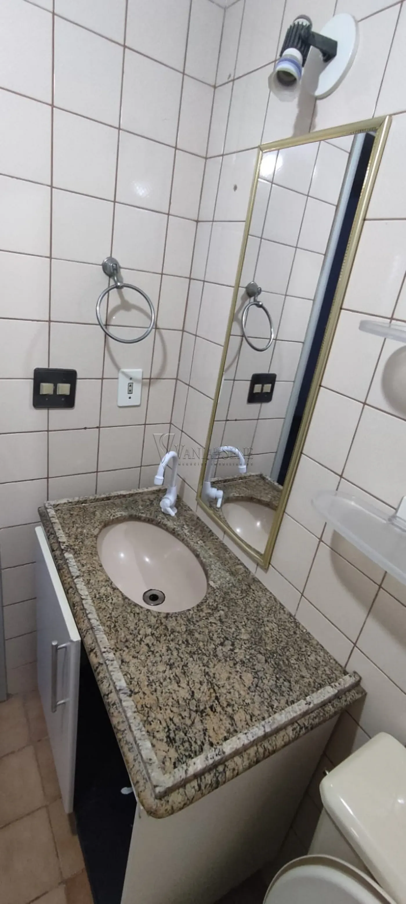 Alugar Apartamento / Padr&atilde;o em S&atilde;o Jos&eacute; dos Campos R$ 2.350,00 - Foto 18