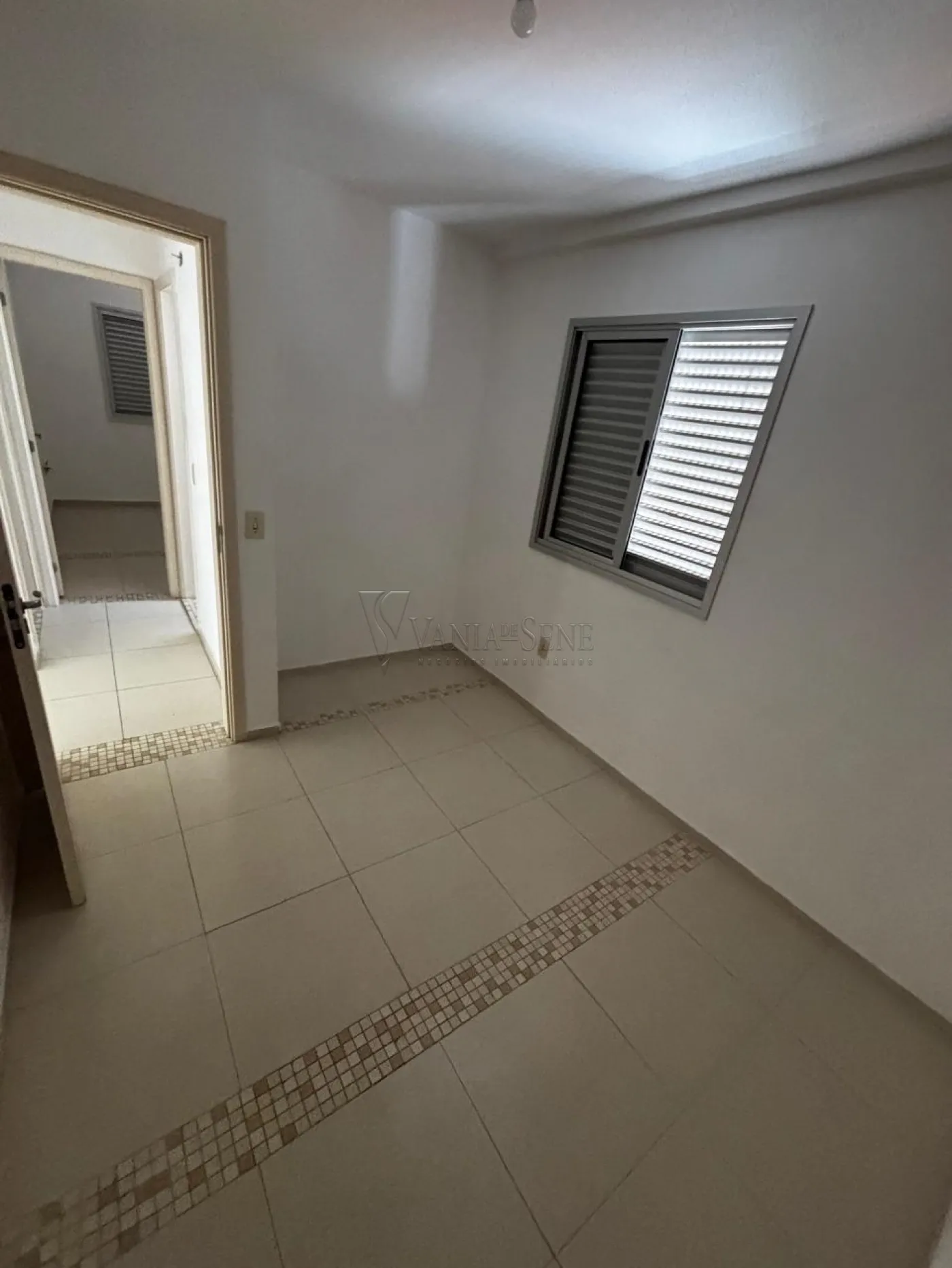 Alugar Apartamento / Padr&atilde;o em S&atilde;o Jos&eacute; dos Campos R$ 3.200,00 - Foto 9