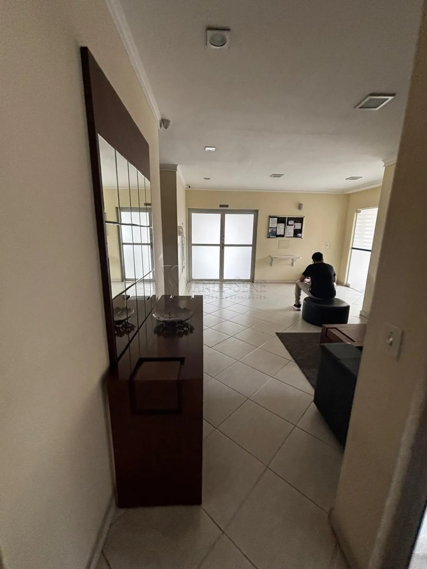 Alugar Apartamento / Padr&atilde;o em S&atilde;o Jos&eacute; dos Campos R$ 3.200,00 - Foto 16