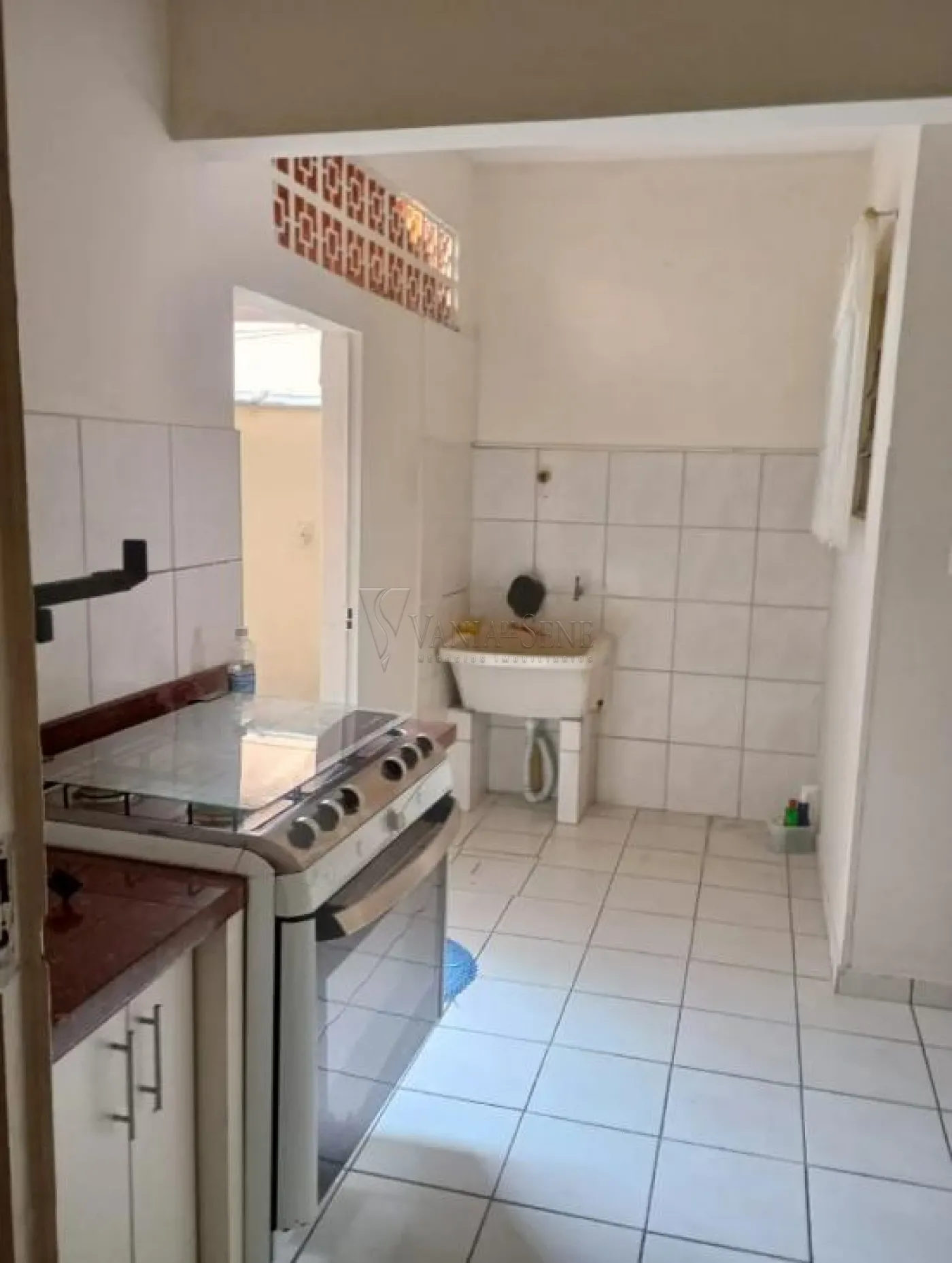 Alugar Casa / Padr&atilde;o em S&atilde;o Jos&eacute; dos Campos R$ 3.600,00 - Foto 12